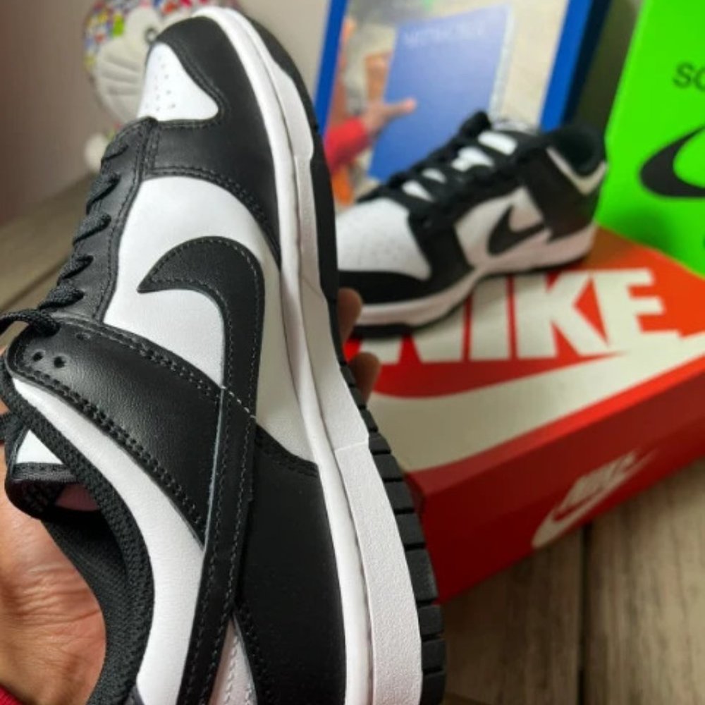 Nike Dunk Low Retro White Black Panda🎉 - Picture 4 of 6